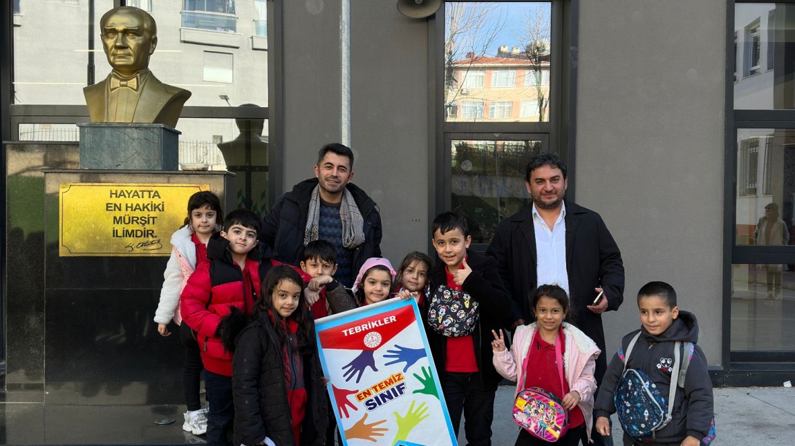 Her hafta Cuma Günü Haftanın En Temiz Sınıfını Seçiyoruz.